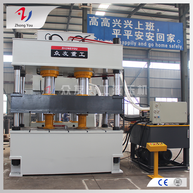 如何保護(hù)拉伸油壓機(jī)的成型模具？